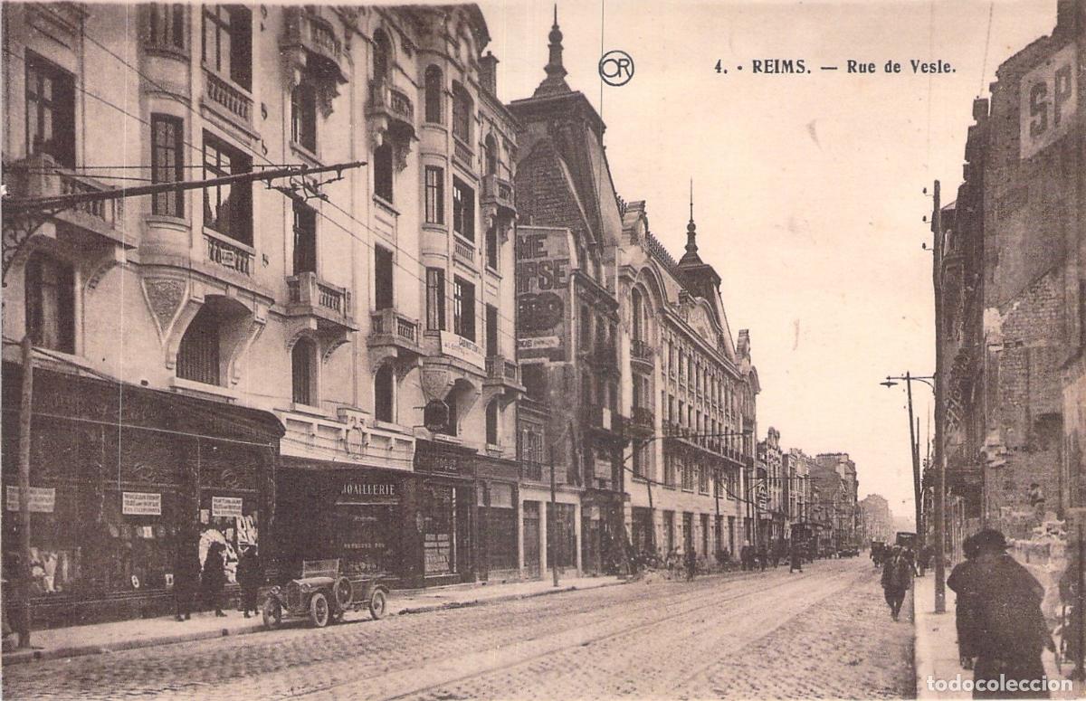 Postales: Postal de la Rue de Vesle en Reims, Francia