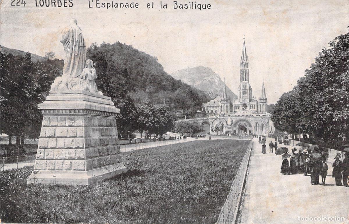 Postales: Postal de la Explanada y Bas&iacute;lica de Lourdes, Francia