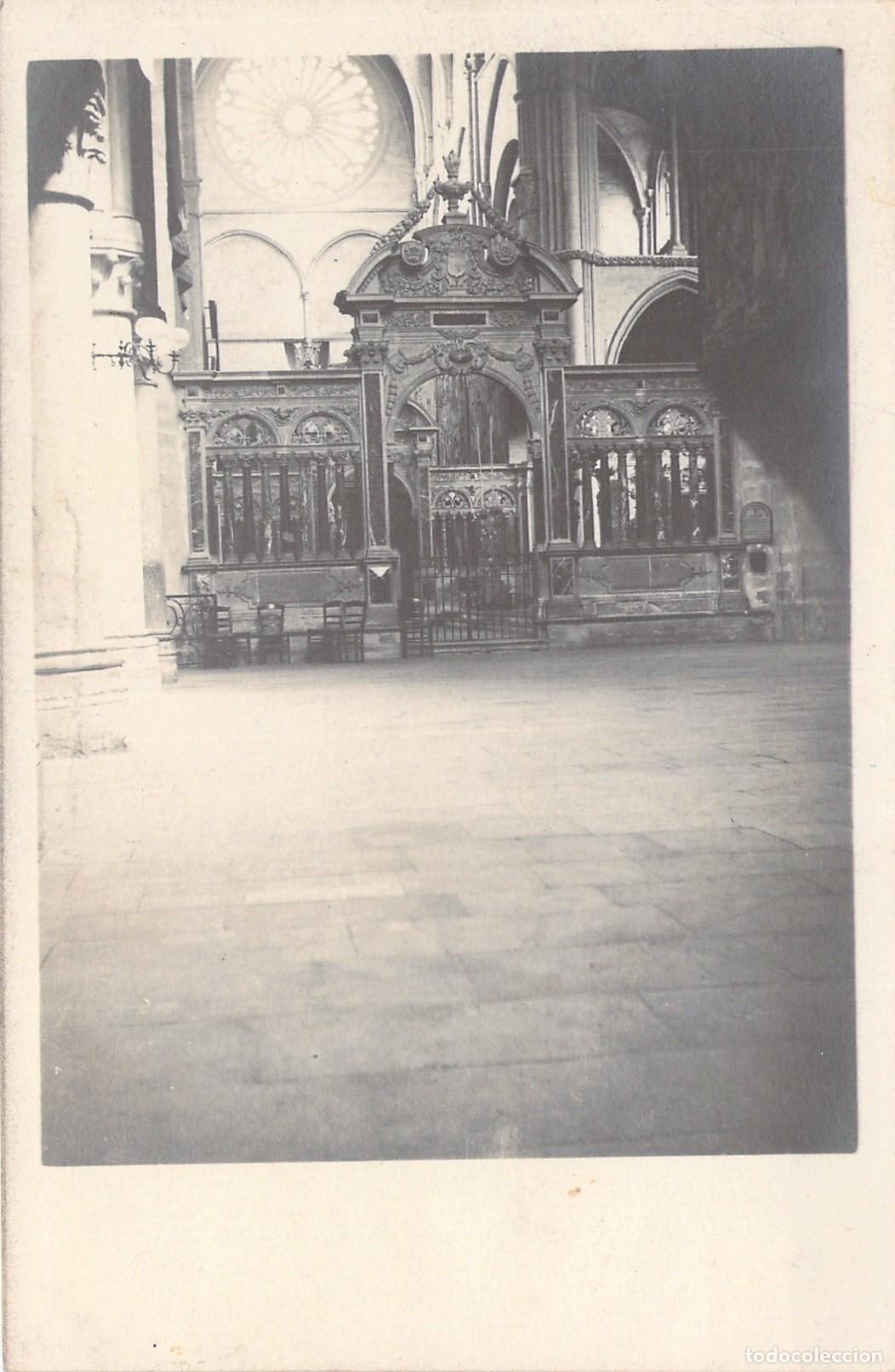 Postais: Postal de la arquitectura interior de la Catedral de Reims, Francia