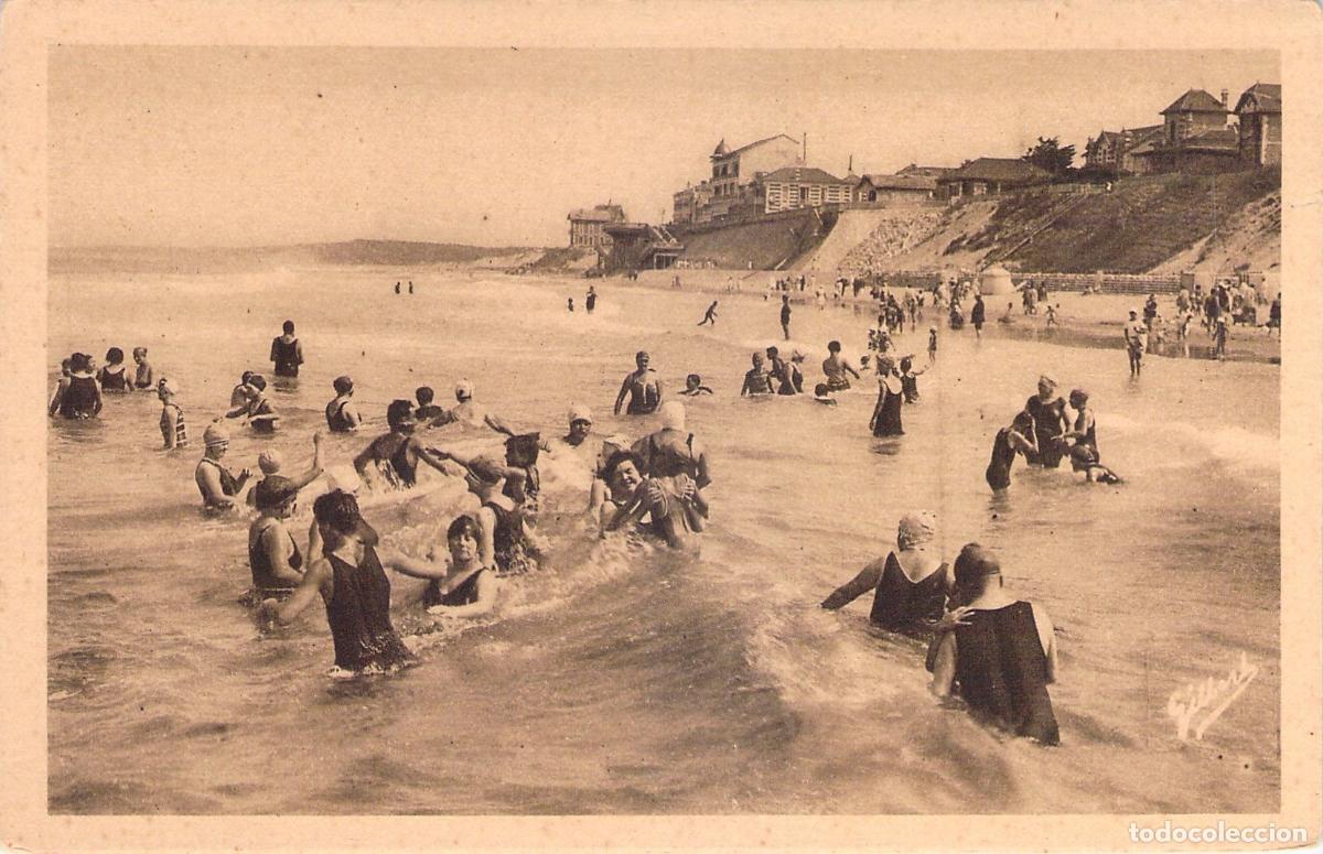 Postales: Postal de Soulac-sur-Mer Francia escena de ba&ntilde;istas en la playa