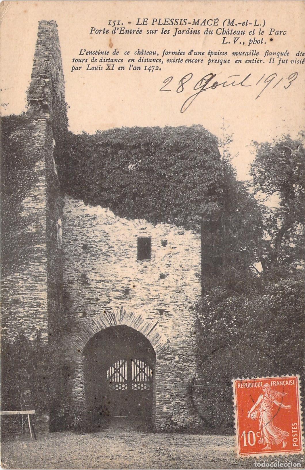 Postais: Postal del Castillo de Le Plessis-Mac&eacute;, entrada principal