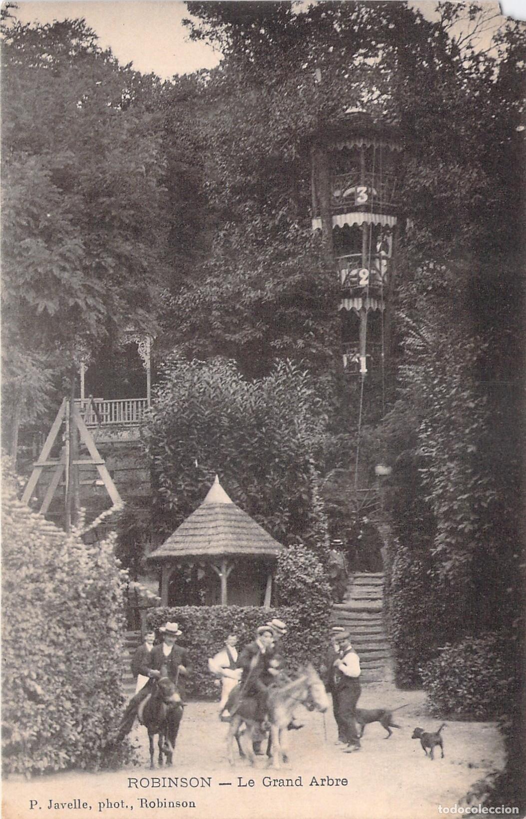 Postcards: Postal de Le Grand Arbre en Robinson, Francia