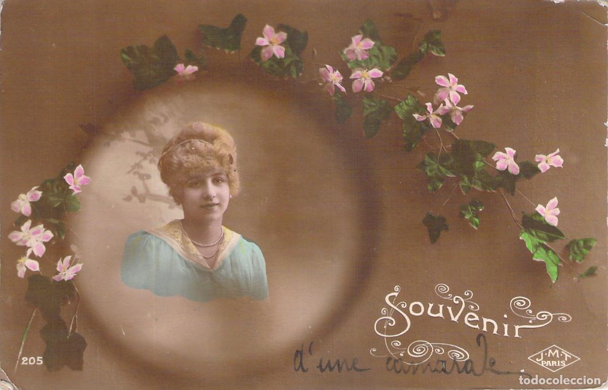Postcards: Postal de retrato de mujer joven con flores y mensaje manuscrito