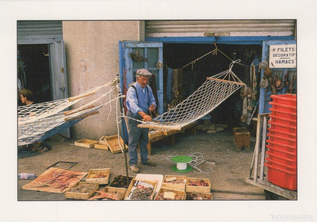 Postcards: France St Jean de Vedas Sc&egrave;ne de P&ecirc;cheur Filets March&eacute; Unposted *YAF010