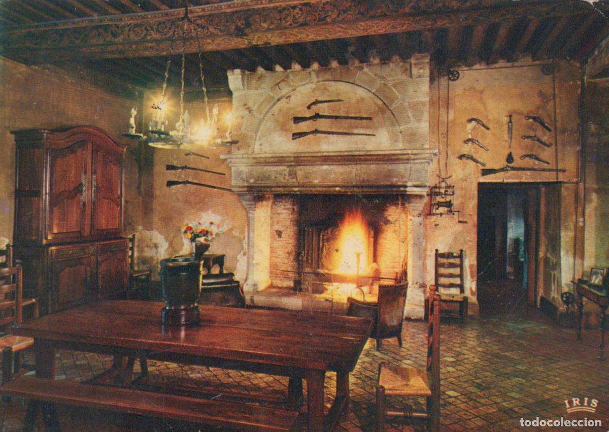 Postcards: France St Porchaire Ch&acirc;teau Roche Courbon Salle *YAF012