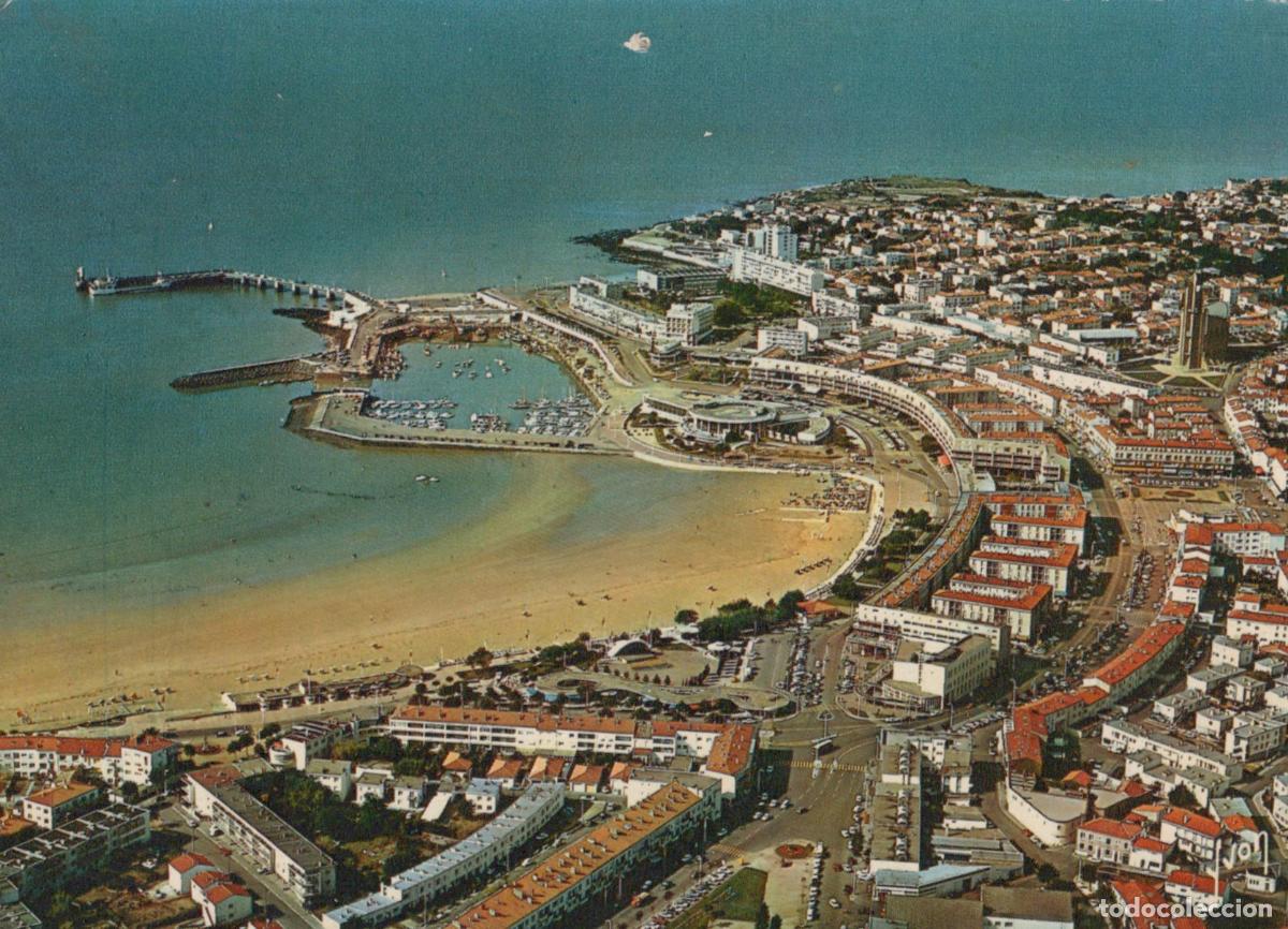 Cartes Postales: France Royan Vue A&eacute;rienne Grande Plage Port *YAF070
