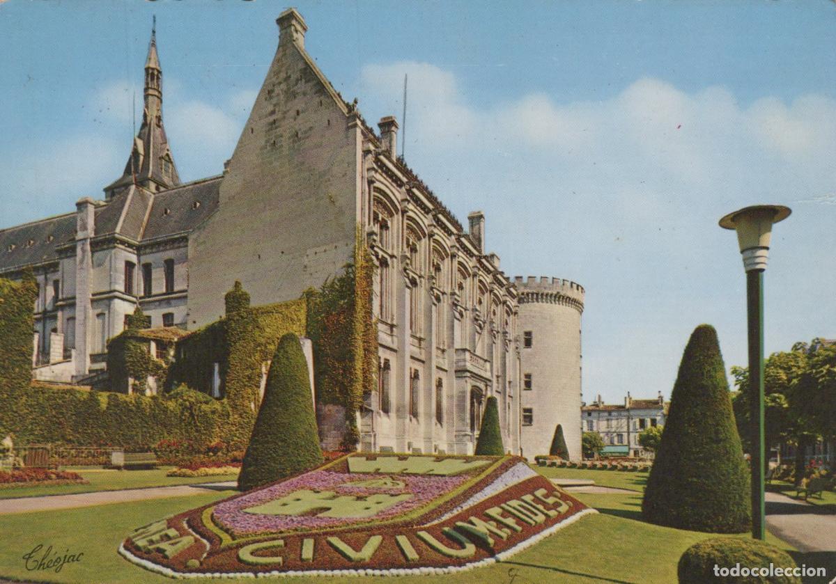 Postales: France Angouleme H&ocirc;tel de Ville Abadie Architecture Gothique Jardin *YAF120