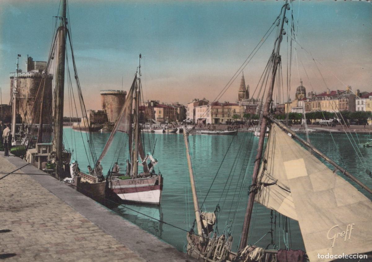 Postcards: France La Rochelle Port Voiliers Tours *YAF124
