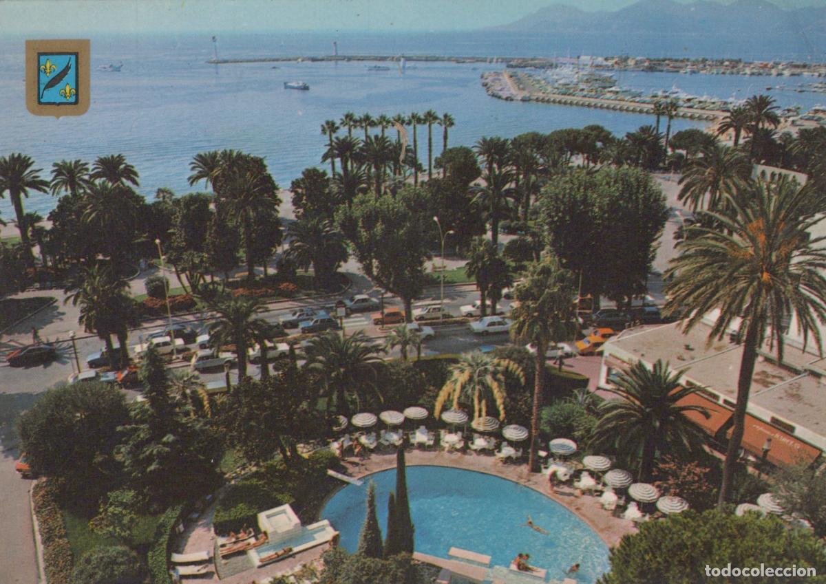 Cartes Postales: France Cannes Vue H&ocirc;tel Majestic Port Canto *YAF184