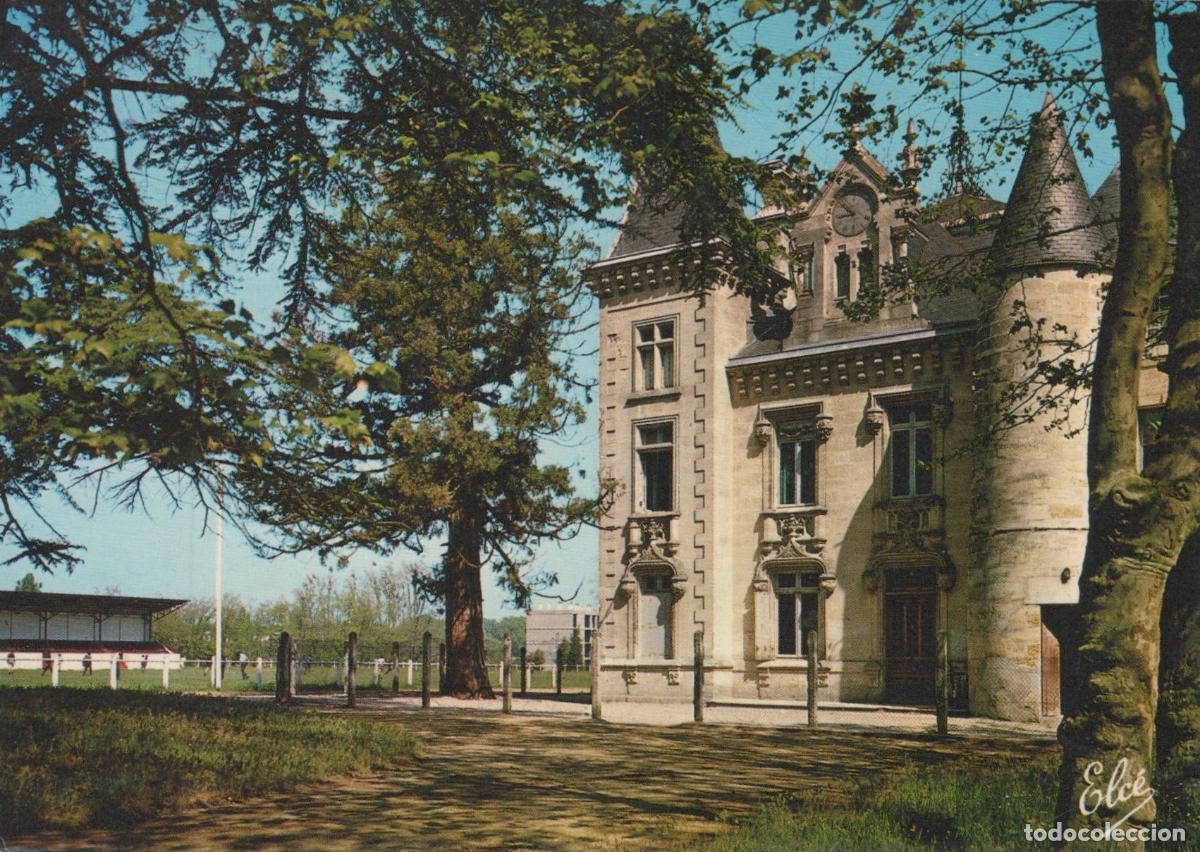 Cartes Postales: France Pessac Le Ch&acirc;teau Architecture Historique Unposted *YAF292