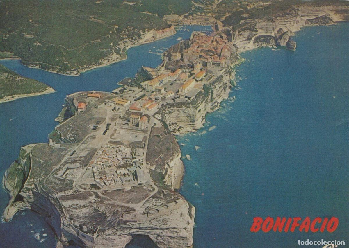 Postales: France Bonifacio Corse Vue A&eacute;rienne Ville sur Falaises Port *YAF349
