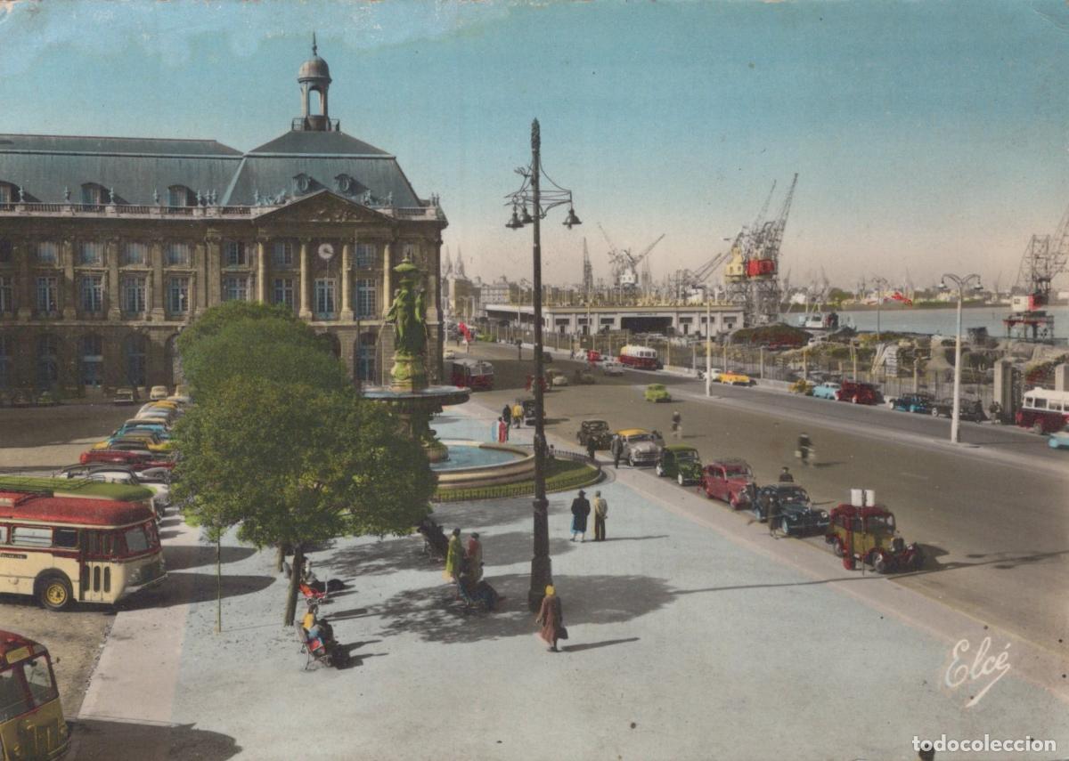 Postais: France Bordeaux Place de la Bourse et Fontaine des Trois Gr&acirc;ces Unposted *YAF269