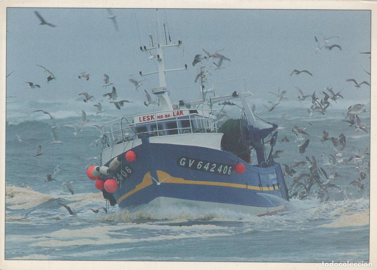 Postais: France Ch&acirc;teaulin Bretagne Bateau de P&ecirc;che Lesk NE DA L AR Mer Unposted *YAF473