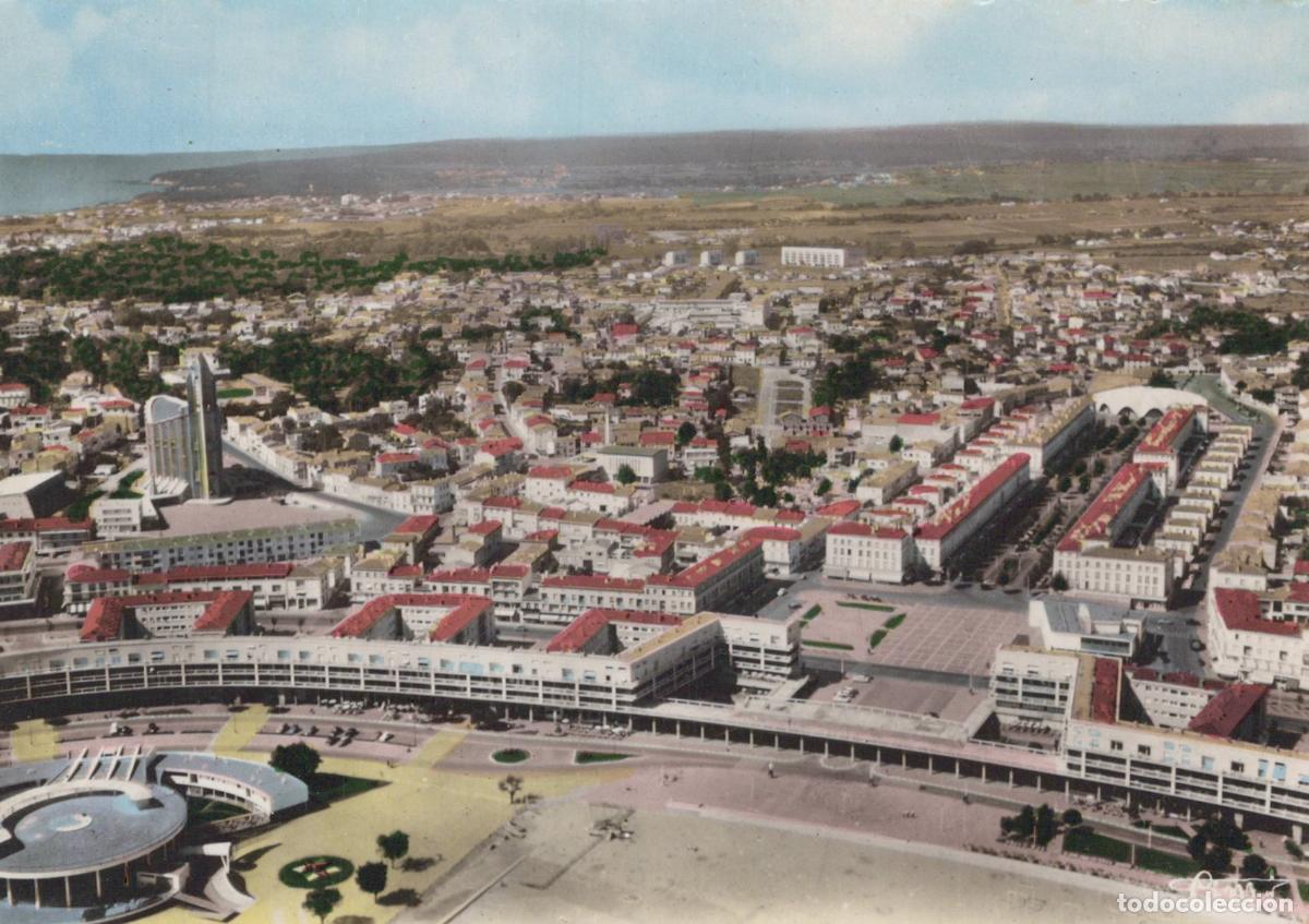 Cartoline: France Royna Vue A&eacute;rienne du Front de Mer Casino et Real Photo Unposted *YAF544