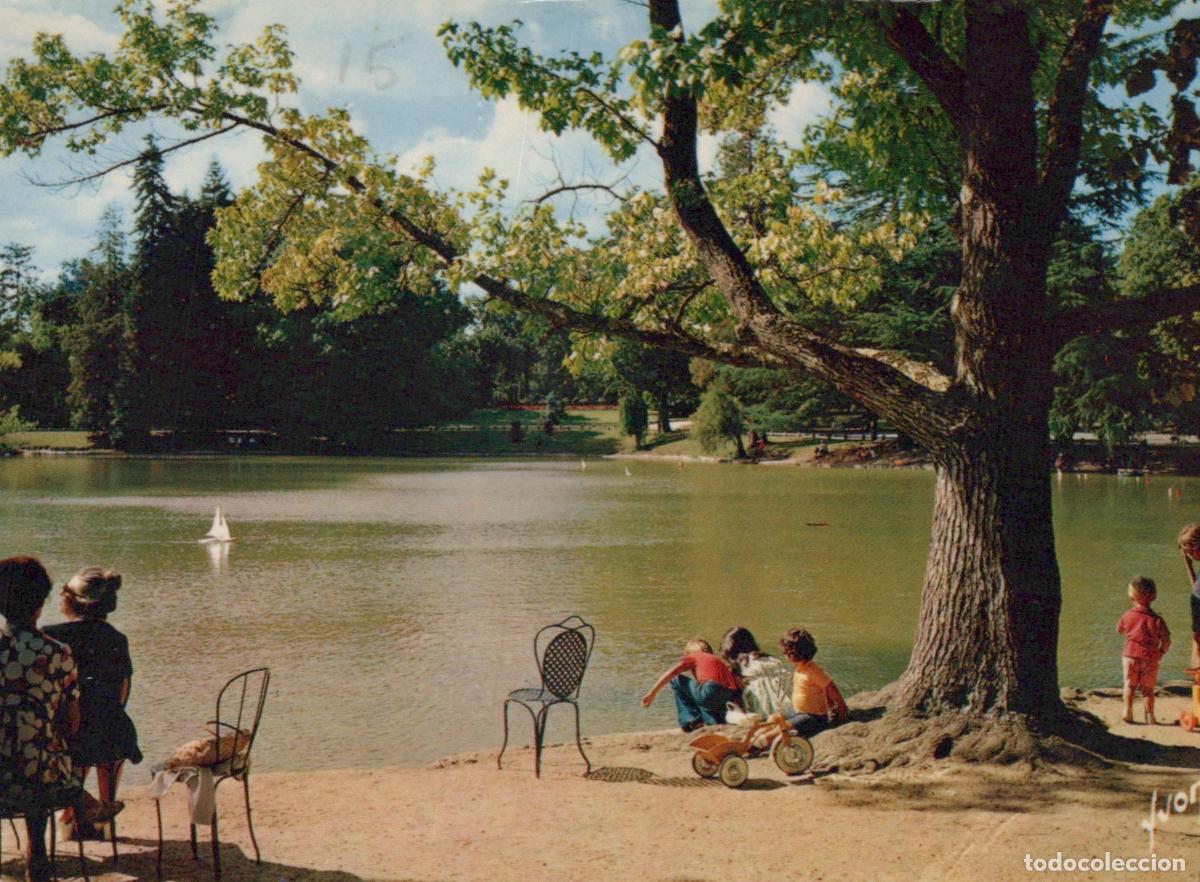 Postkarten: France Bordeaux Parc Bordelais Paysage Lac et Familles Enfants *YAF643