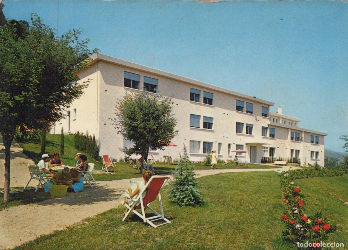 Postcards: France Pegomas Clinique du Val D Estrelles Architecture Moderne Patients *YAF477