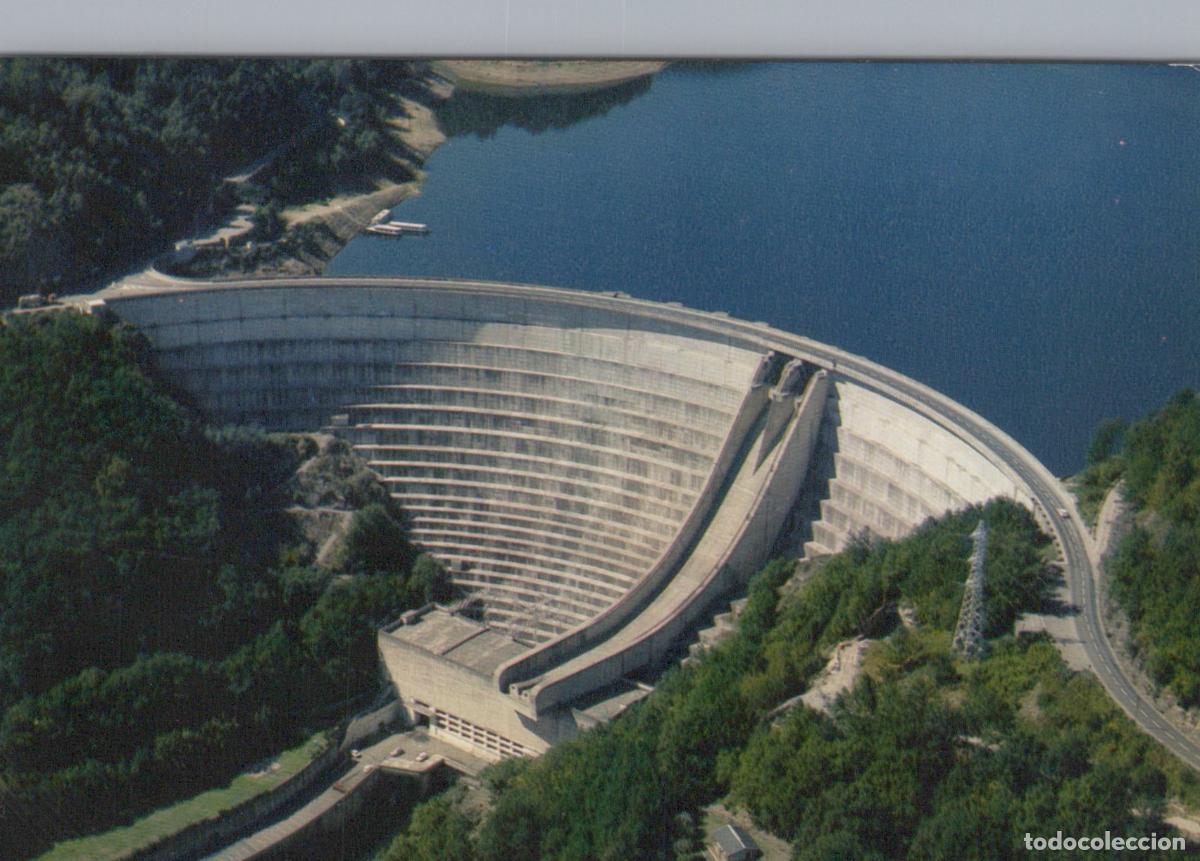 Postales: France Bort les Orgues Barrage de Bort Vue A&eacute;rienne *YAF492