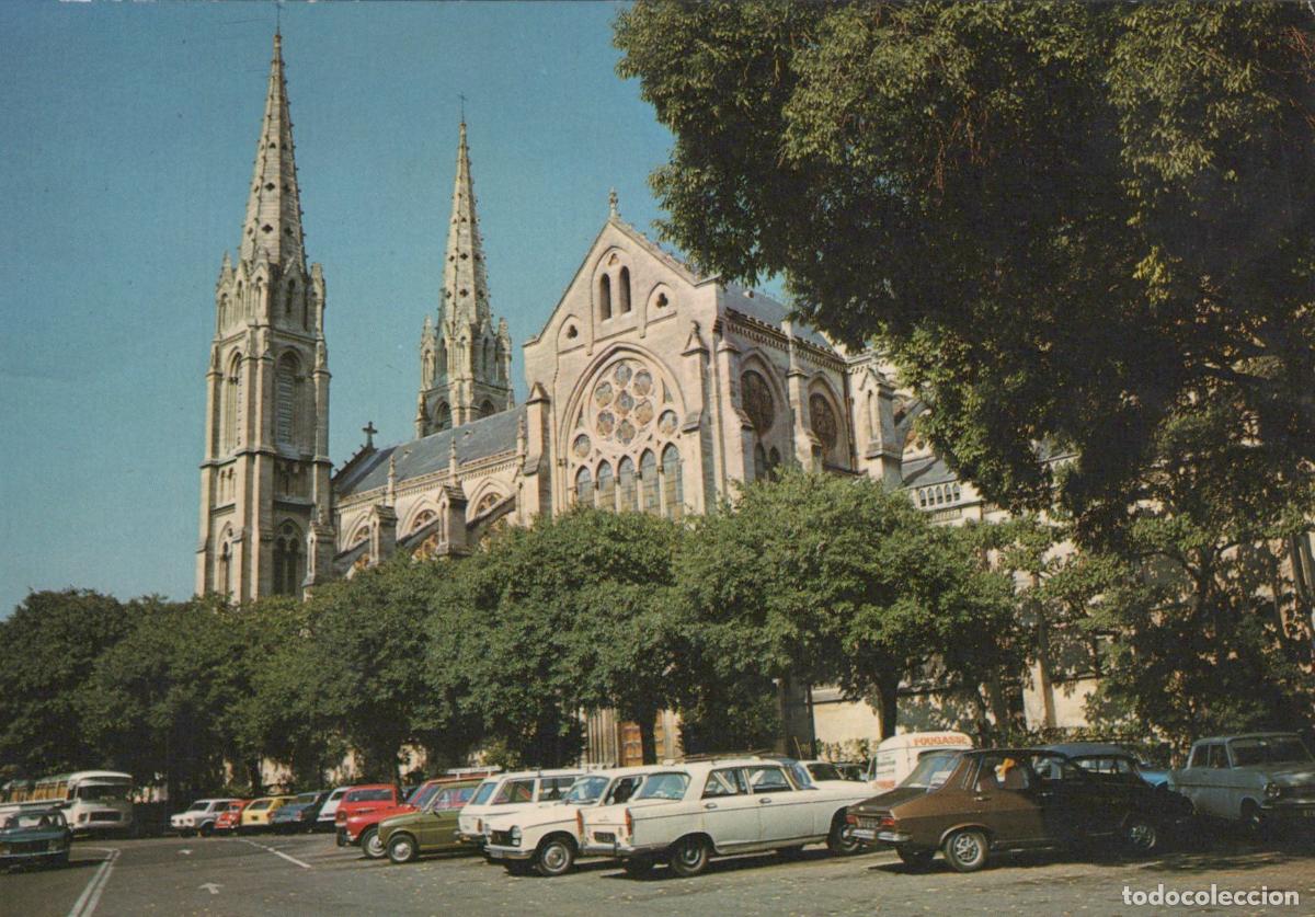 Postales: France Nimes Cath&eacute;drale Notre Dame et Saint Castor Fa&ccedil;ade Unposted *YAF582
