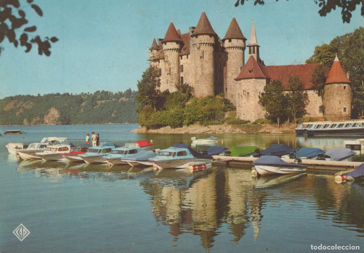 Postkarten: France Bort les Orgues Ch&acirc;teau de Val Lac Avec Bateaux Unposted *YAF617