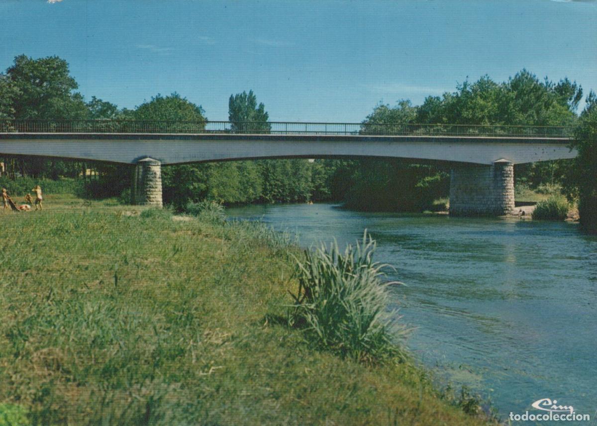 Postcards: France Mios Pont sur L Eyre Berges Arbor&eacute;es Rivi&egrave;re Post&eacute;e *YAF852