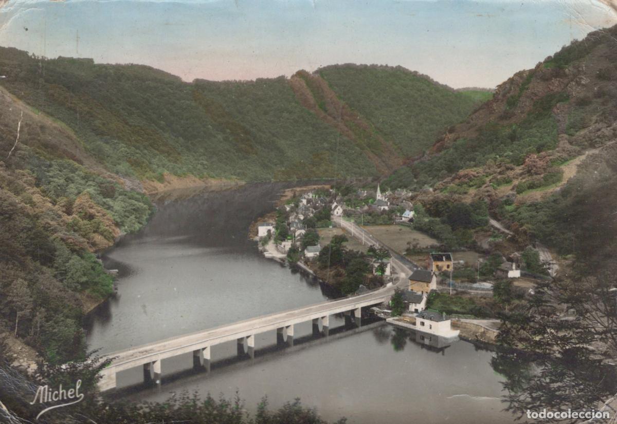 Postales: France Spontour Corr&egrave;ze Gorges Dordogne Pont et Village Pittoresque *YAF981