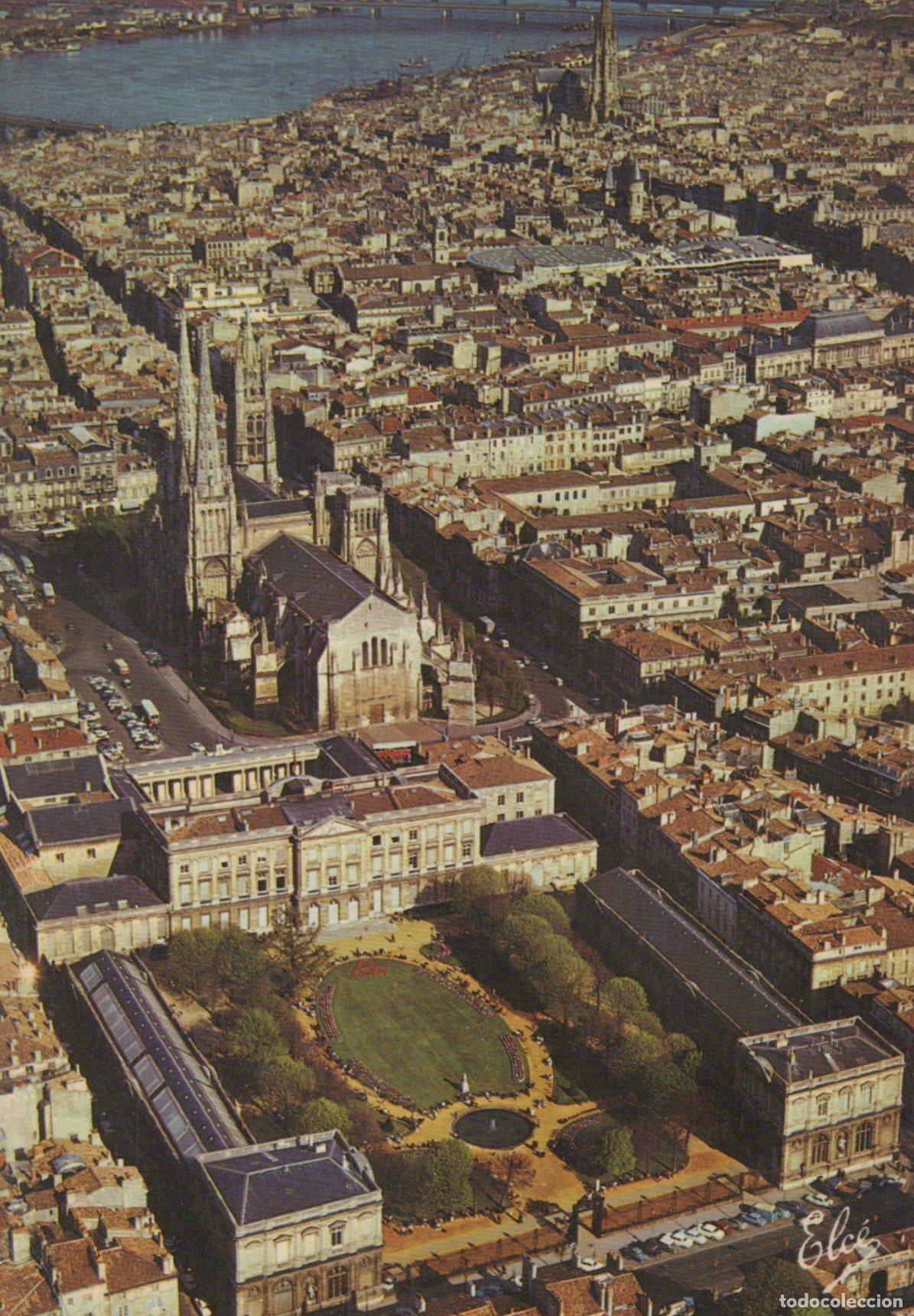 Postais: France Bordeaux Vue A&eacute;rienne Cath&eacute;drale Saint Andr&eacute; Fl&egrave;che Unposted *YAG154