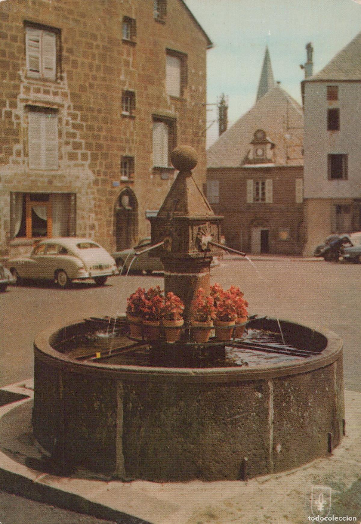 Postcards: France Besse en Chandesse Vieille Fontaine Village Unposted *YAG159