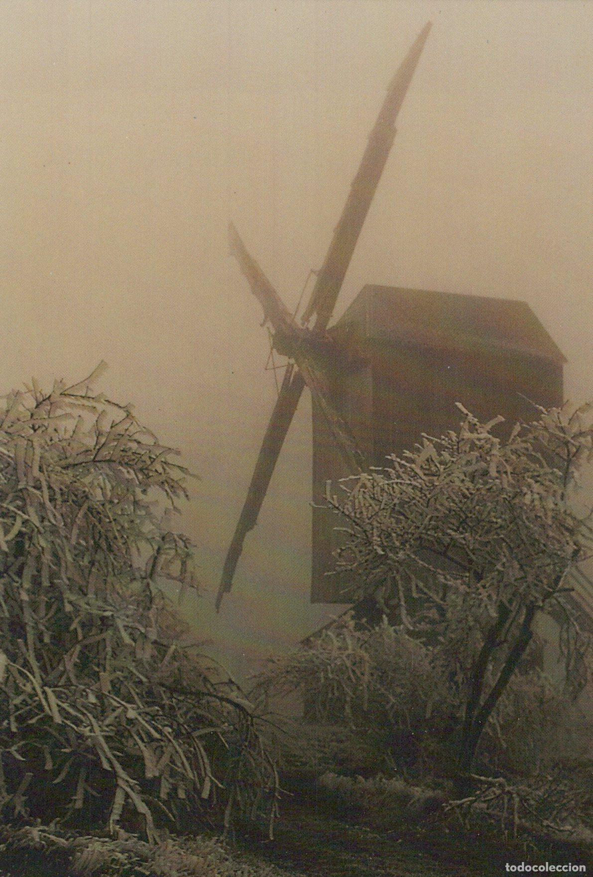 Postais: France Windmill in Fog *YAG298