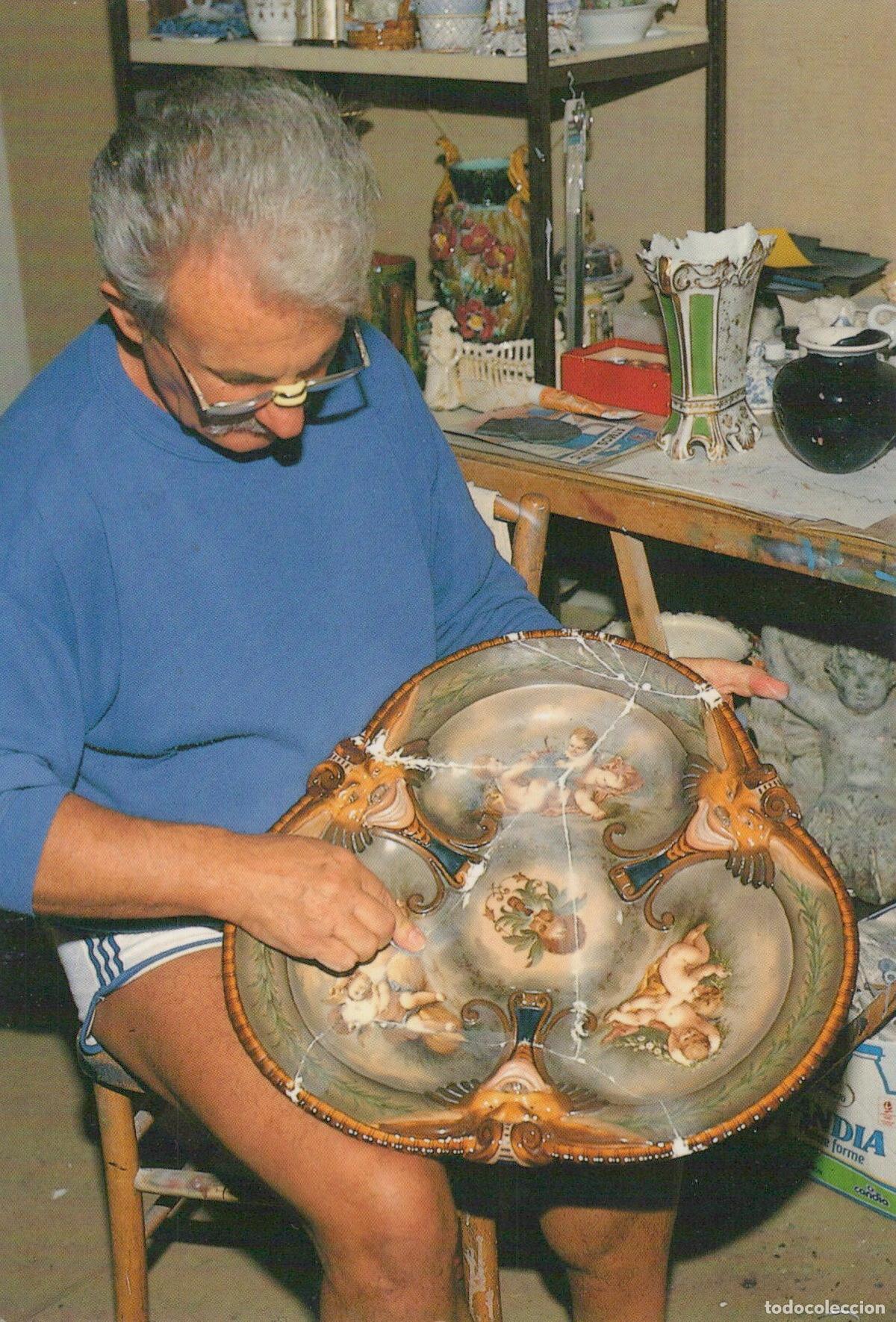 Postais: France Bordeaux M Andr&eacute; Salasse Restaurateur de Porcelaines Unposted *YAG316