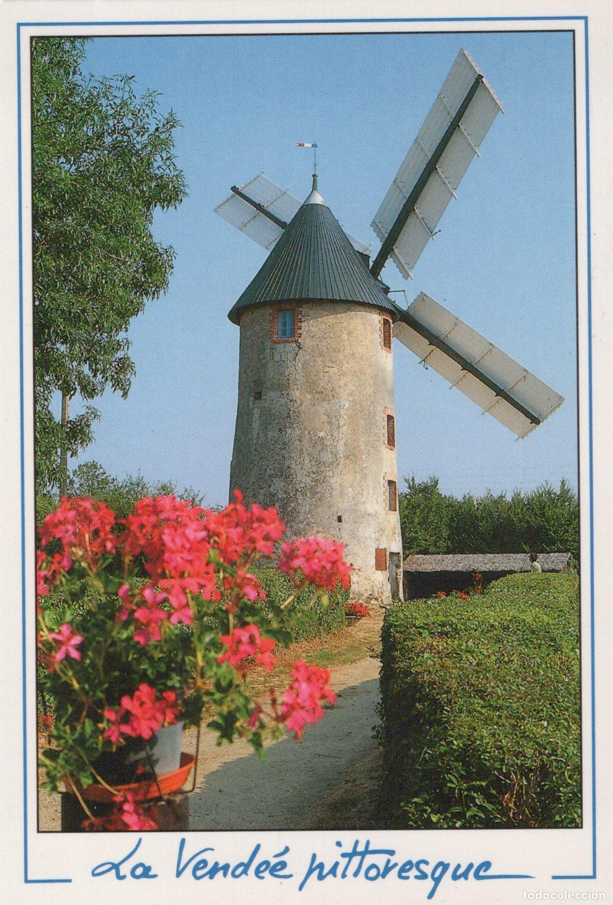 Postais: France Ch&acirc;teauneuf Pays de la Loire Moulin &Agrave; Vent Architecture Unposted *YAG299