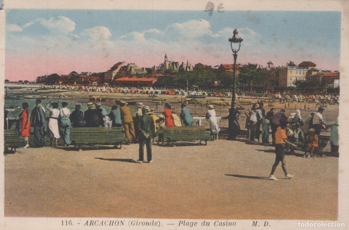 Postales: France Arcachon Plage du Casino Foule Anim&eacute;e Architecture Unposted *YAG484