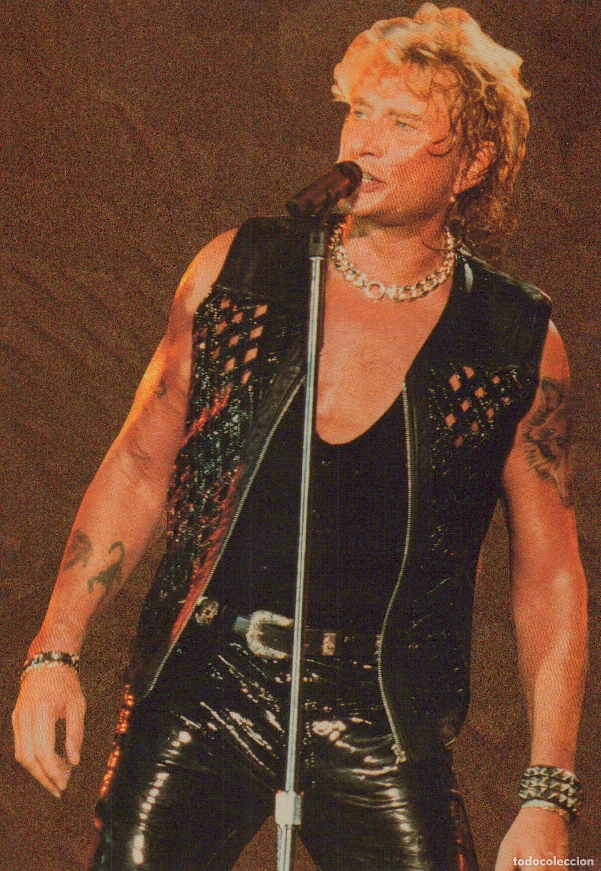 Postcards: France Johnny Hallyday en Concert Ic&ocirc;ne du Rock Fran&ccedil;ais Unposted *YAG561