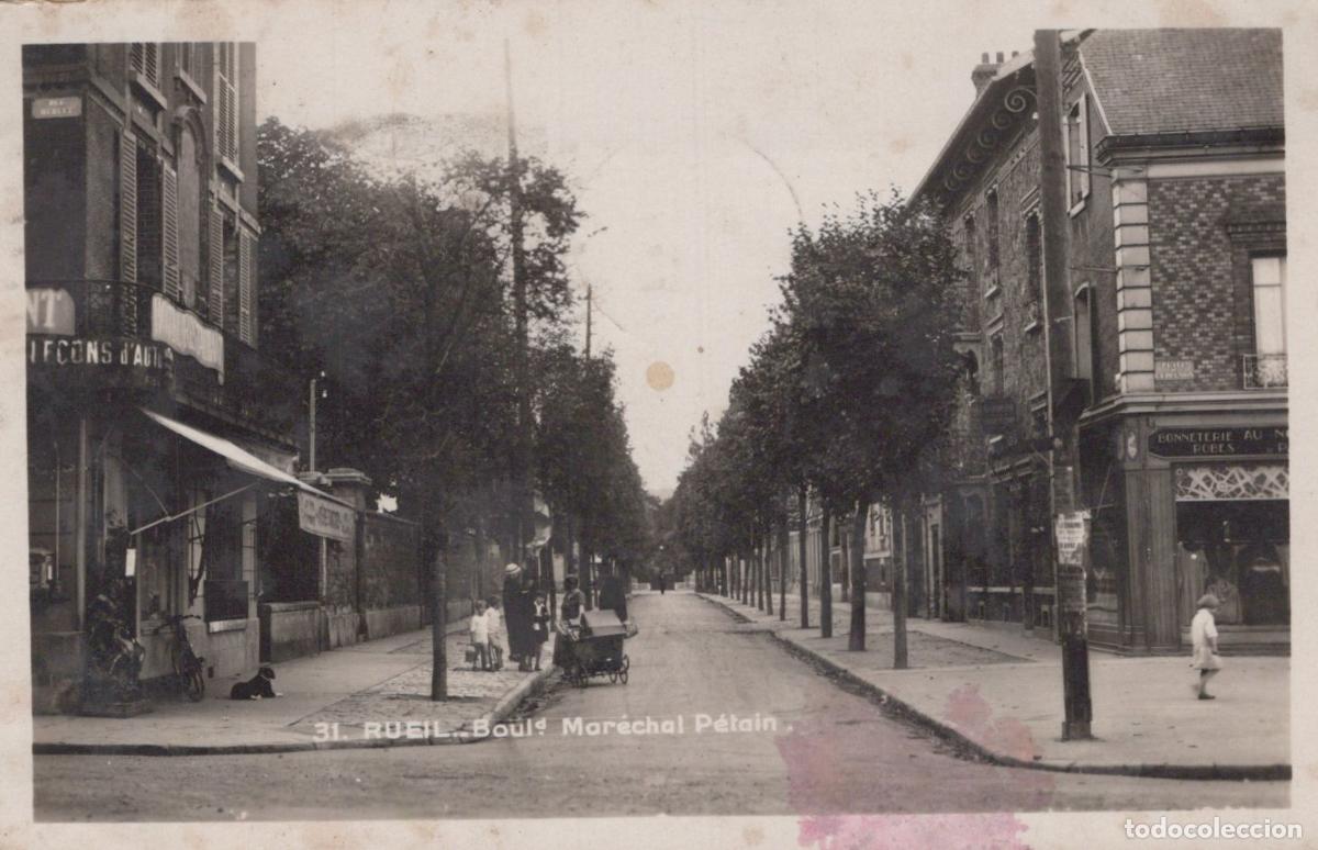 Postkarten: Rueil-Malmaison Boulevard Mar&eacute;chal P&eacute;tain Street Scene with People and *YAG647