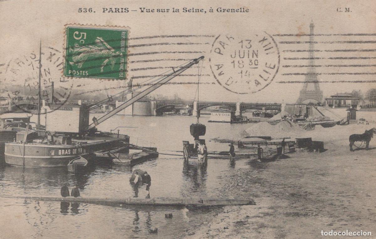 Cartoline: Paris Seine River View at Grenelle with Eiffel Tower and Construction *YAG670