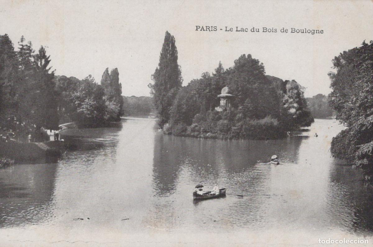 Postkarten: Paris, Le Lac du Bois de Boulogne, scenic view with boats and island *YAG804