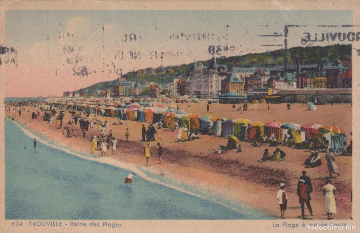 Postais: Trouville Crowded Beach Colorful Parasols Seaside Architecture High Tide *YAG948