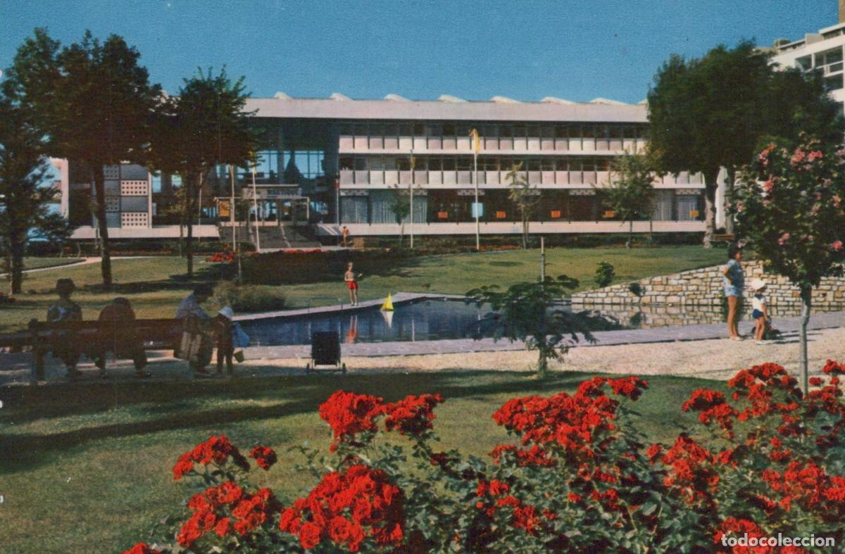 Postais: Royan, France, Gardens and Palais des Congr&egrave;s Modern Architecture *YAG953