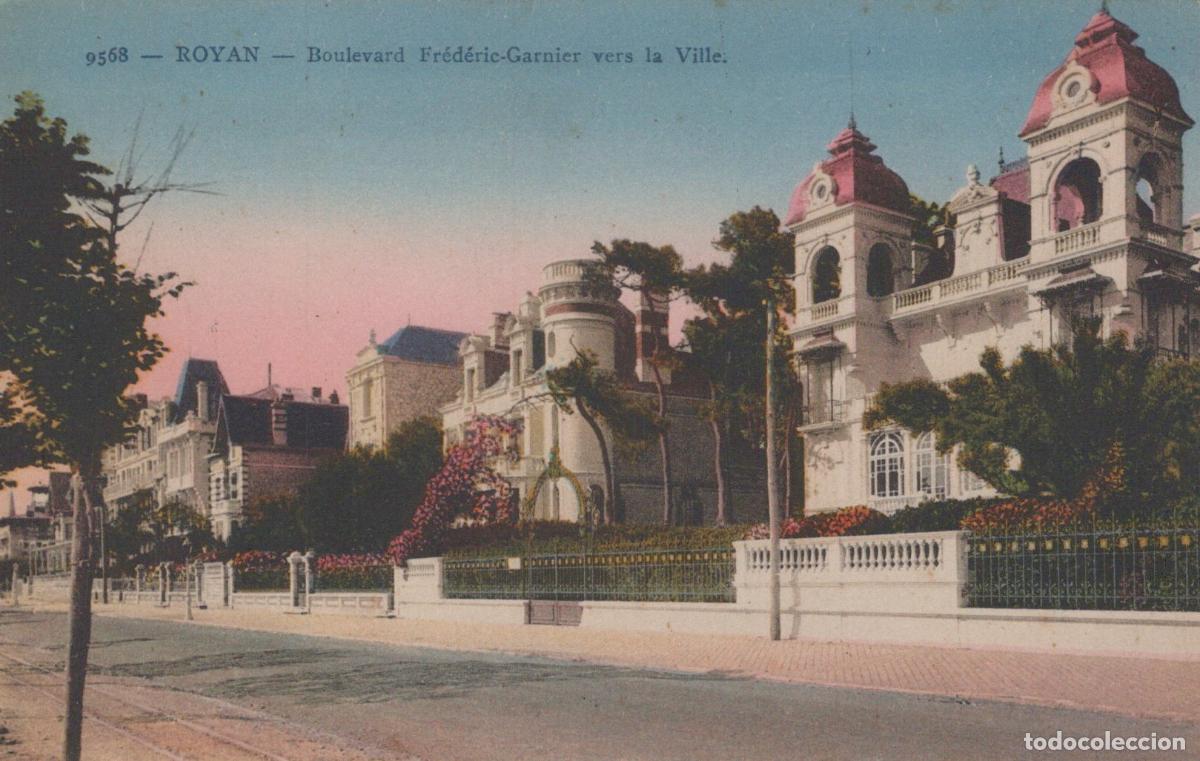 Postais: Royan Boulevard Fr&eacute;d&eacute;ric-Garnier Villas Architecture City View France *YAG968