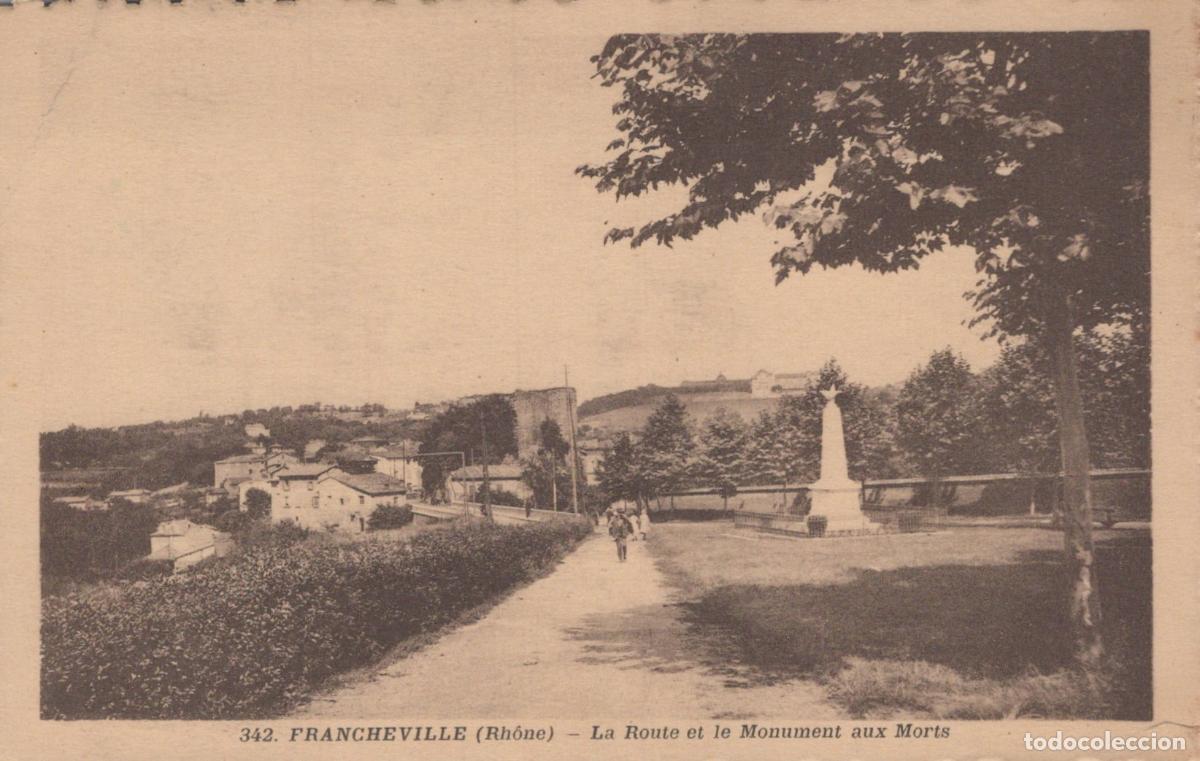 Postales: Francheville (Rh&ocirc;ne) Village Landscape, Road and War Memorial *YAG643