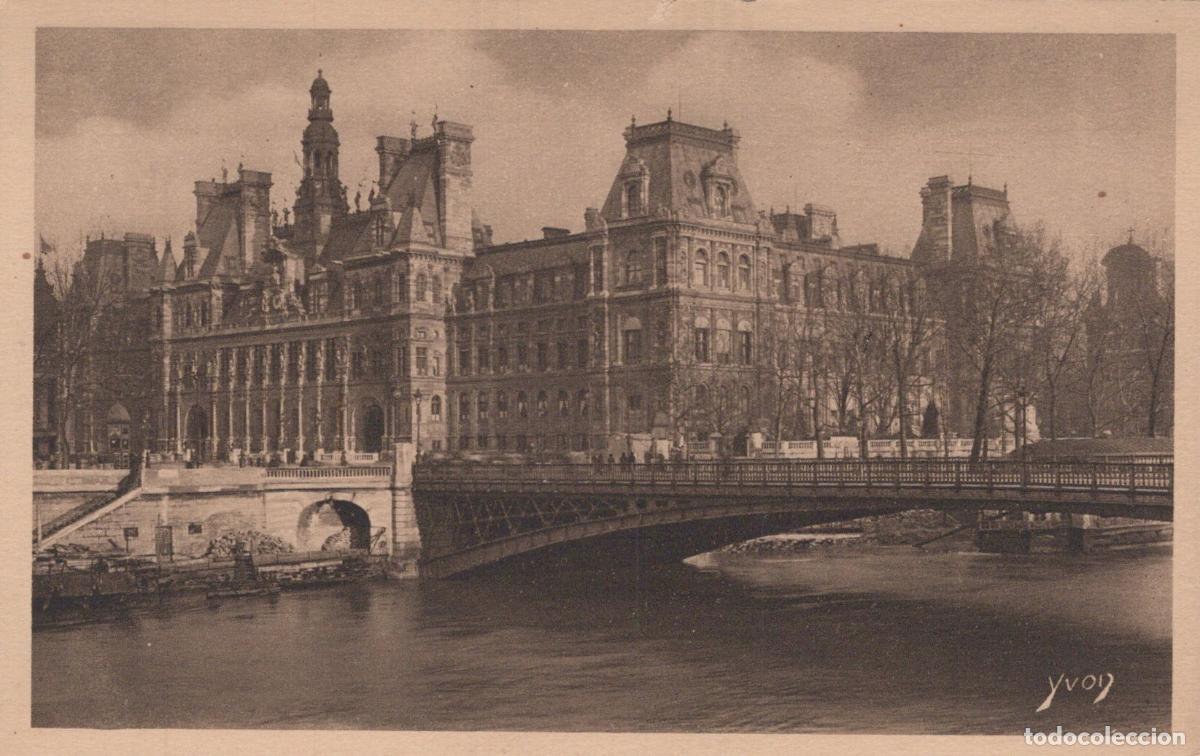 Postales: Paris H&ocirc;tel de Ville Town Hall on Seine River with Bridge *YAG677
