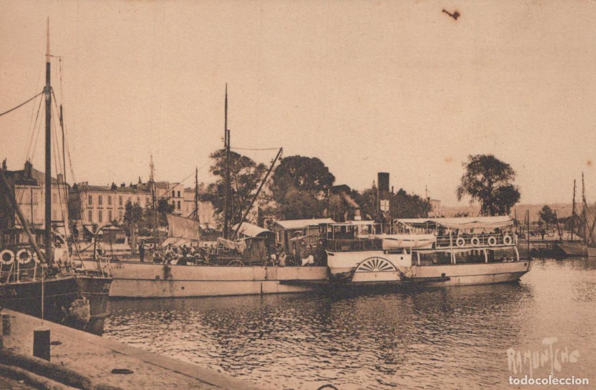 Postales: La Rochelle Port Paddle Steamer Coligny Ferry to &Icirc;le de R&eacute; *YAG653