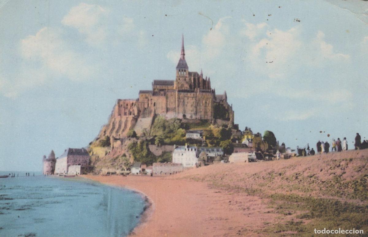 Cartes Postales: Mont Saint-Michel Abbey and Village, France, at Rising Tide *YAG938