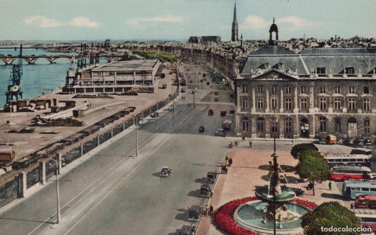 Cartes Postales: Bordeaux Place de la Bourse, Palais de la Douane, Quai Richelieu, *YAG946