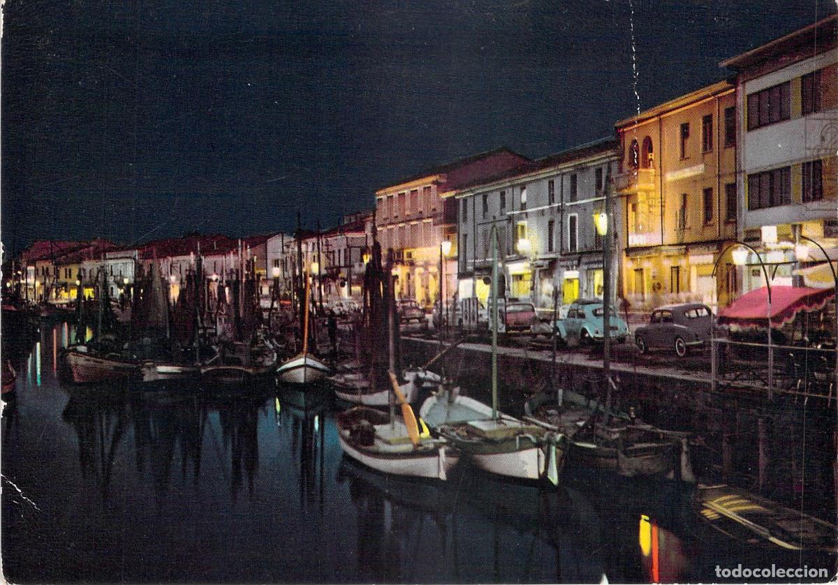 Postales: Postal de Cesenatico Porto Canale de Noche en Italia