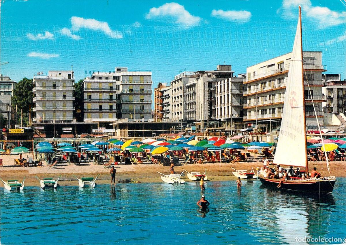 Postales: Postal de Cattolica Italia con playa y hoteles