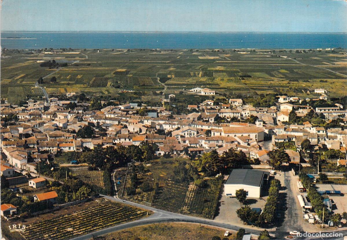 Postkarten: Postal de vista a&eacute;rea de Le Bois-Plage-en-R&eacute; en la Isla de R&eacute;