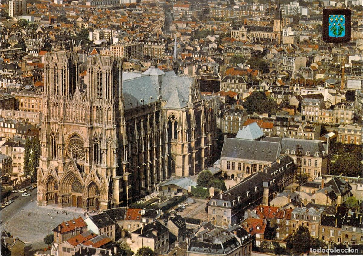 Cartoline: Postal a&eacute;rea de la Catedral de Notre-Dame en Reims