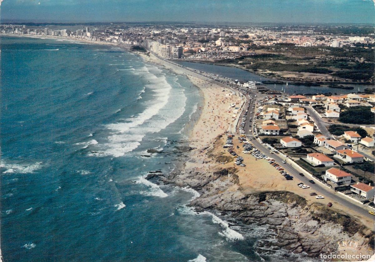 Postales: Postal de vista a&eacute;rea de la playa en Les Sables-d'Olonne, Francia