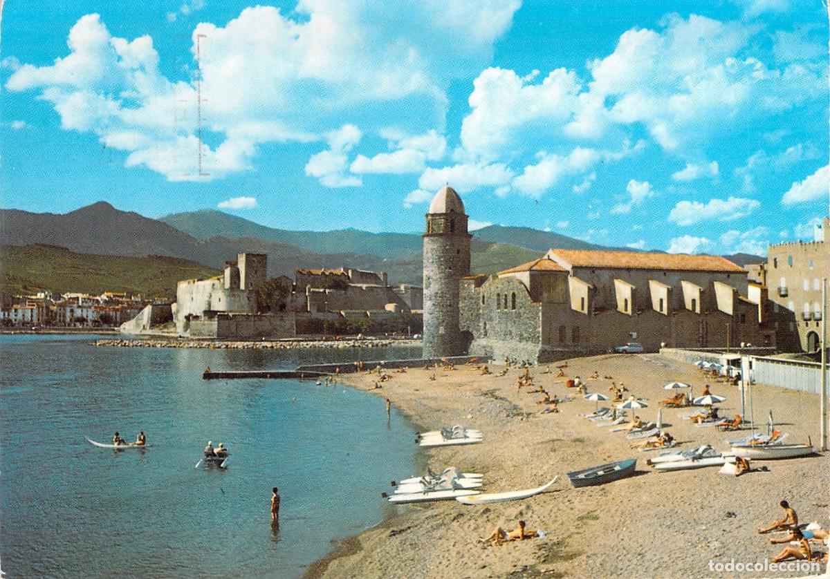 Postales: Postal de Collioure Francia con la Iglesia y la Playa de San Vicente