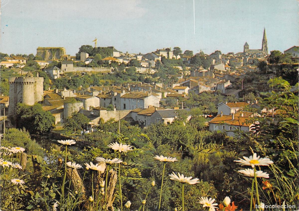 Cartes Postales: Postal de Parthenay en Francia, vista general de la ciudad